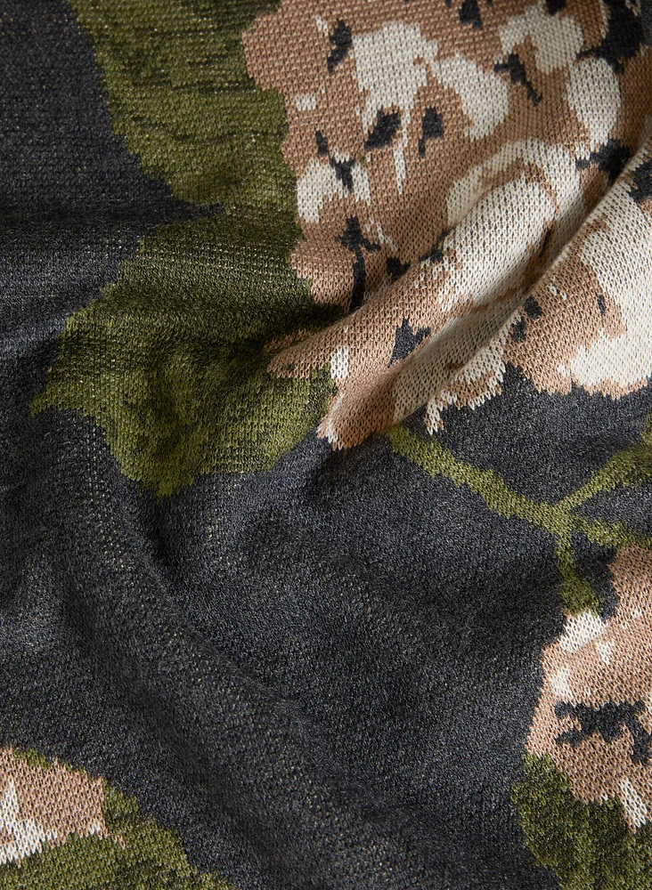 Pull floral à col cheminée
