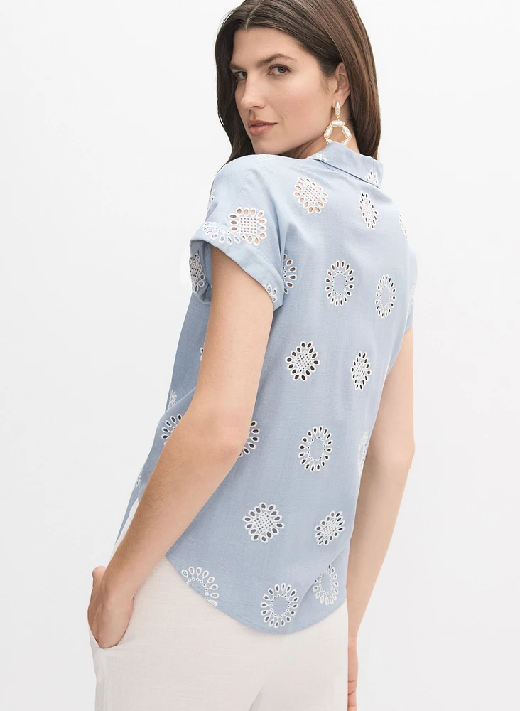 Blouse boutonnée à broderies