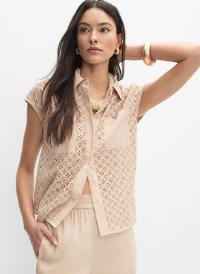 Blouse à détails brodés