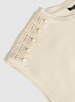 Haut à détail en crochet
