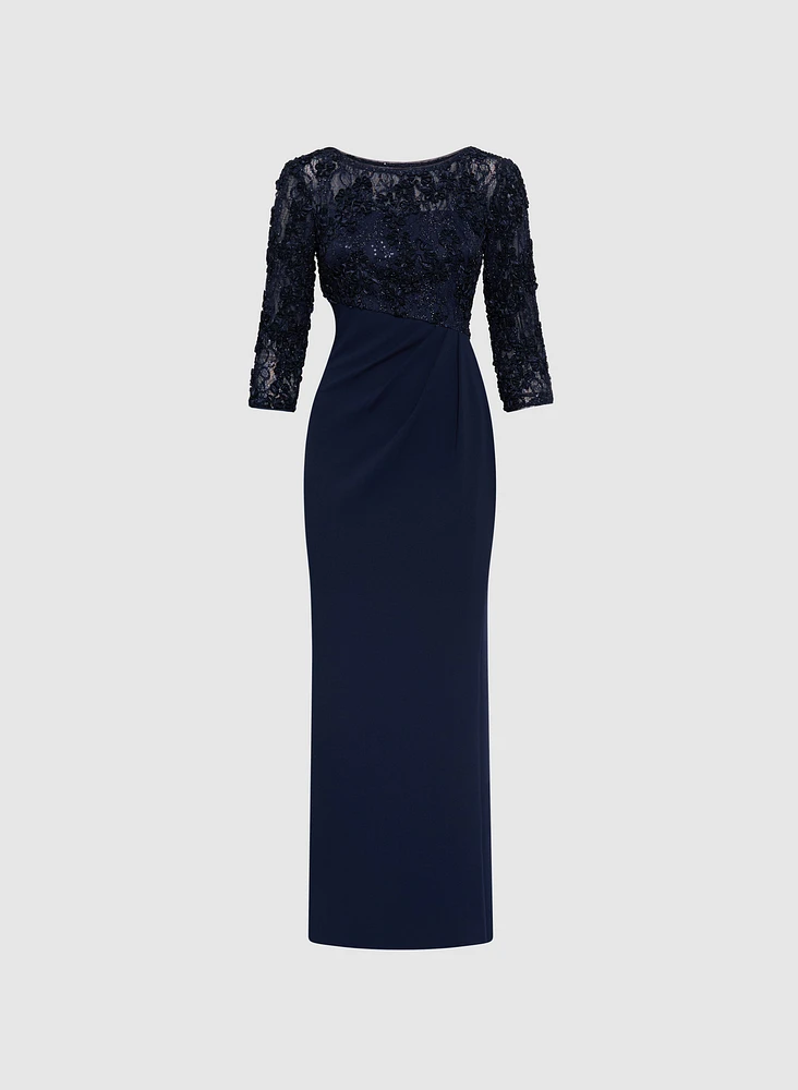 Robe de soirée à broderies