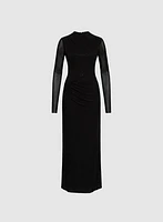 Robe ornée à col montant