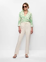 Blouse nouée et pantalon droit