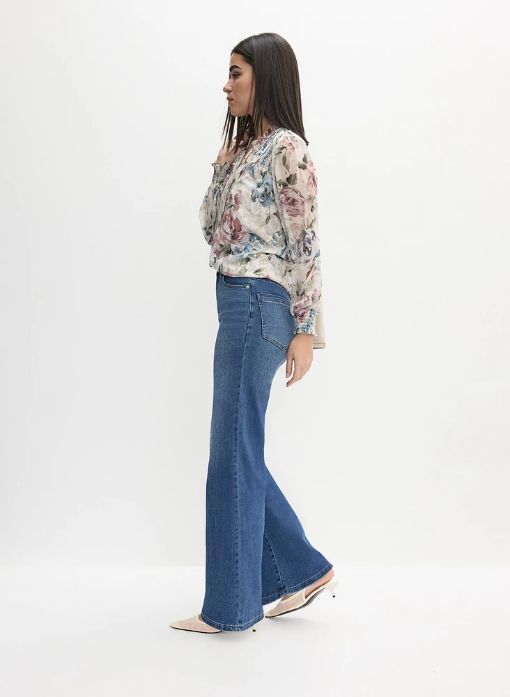 Wide-Leg Jeans