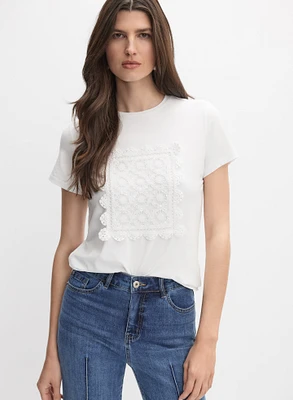 T-shirt à détail en crochet