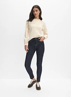 Jean à jambe étroite