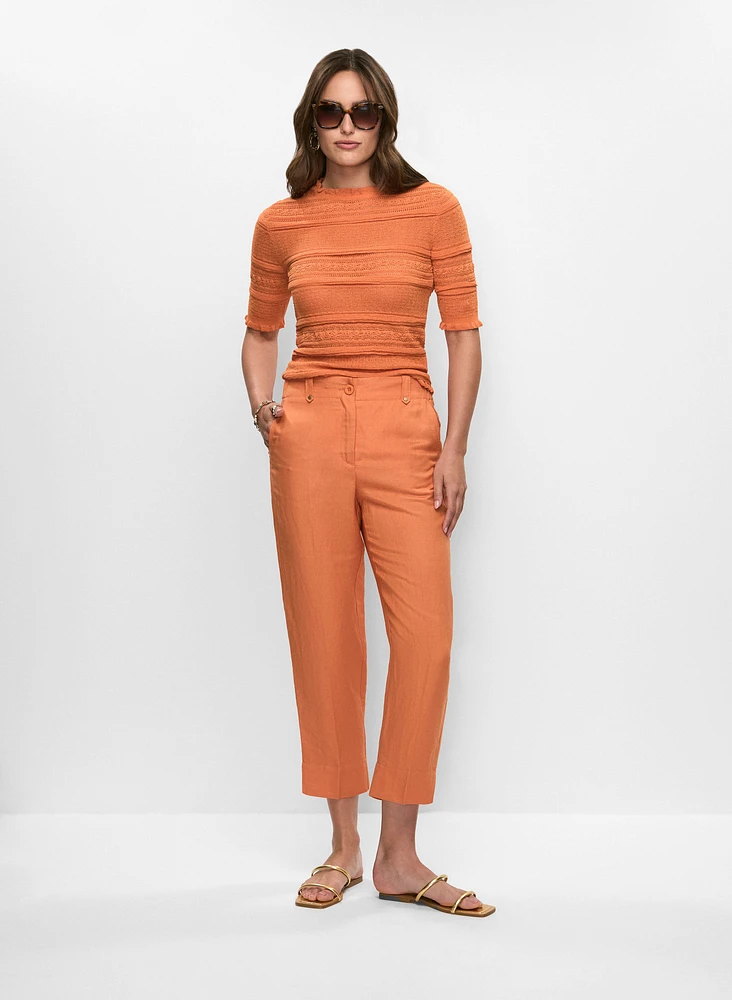 Pull en tricot et pantalon capri