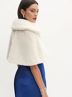 Cape en fausse fourrure