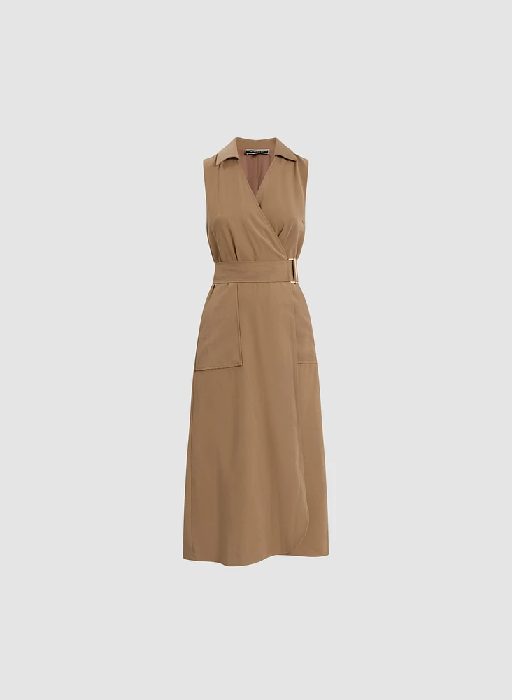 Robe ceinturée à poches appliquées