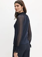 Blouse froncée à col montant