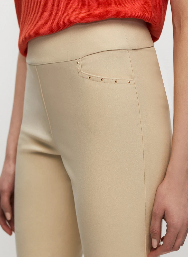 Capri à enfiler et jambe étroite