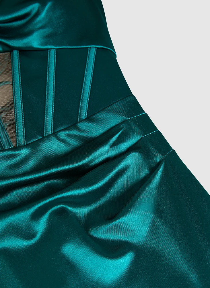 Robe-corset à découpes