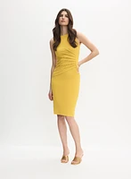 Robe sans manches à plis