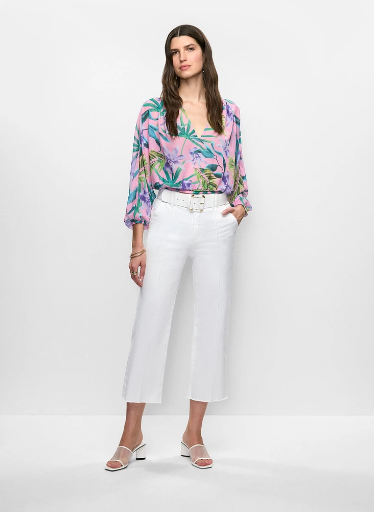 Blouse florale et capri à jambe droite