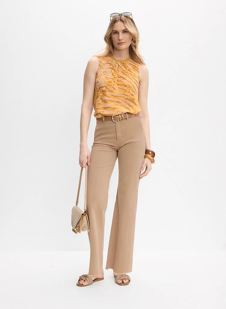 Frayed Hem Wide-Leg Jeans