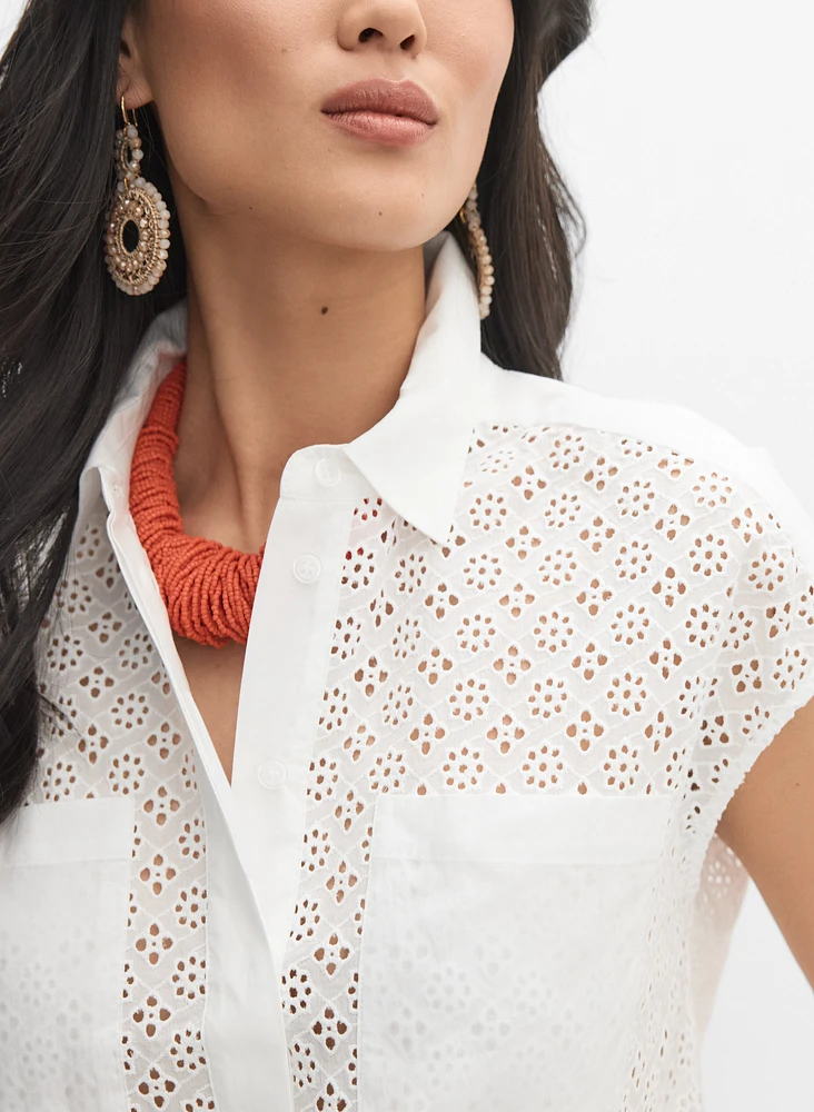 Blouse à détails brodés