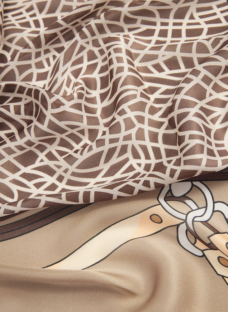 Foulard à motif mixte