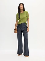 Pull à manches courtes et jean cargo