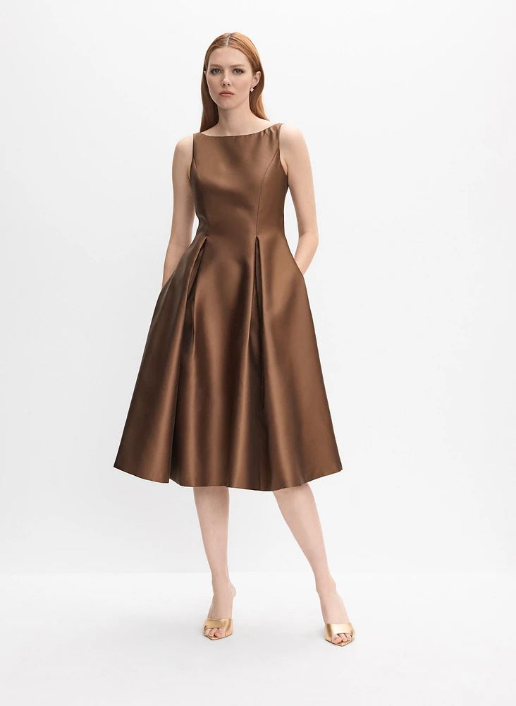 Robe ajustée et évasée