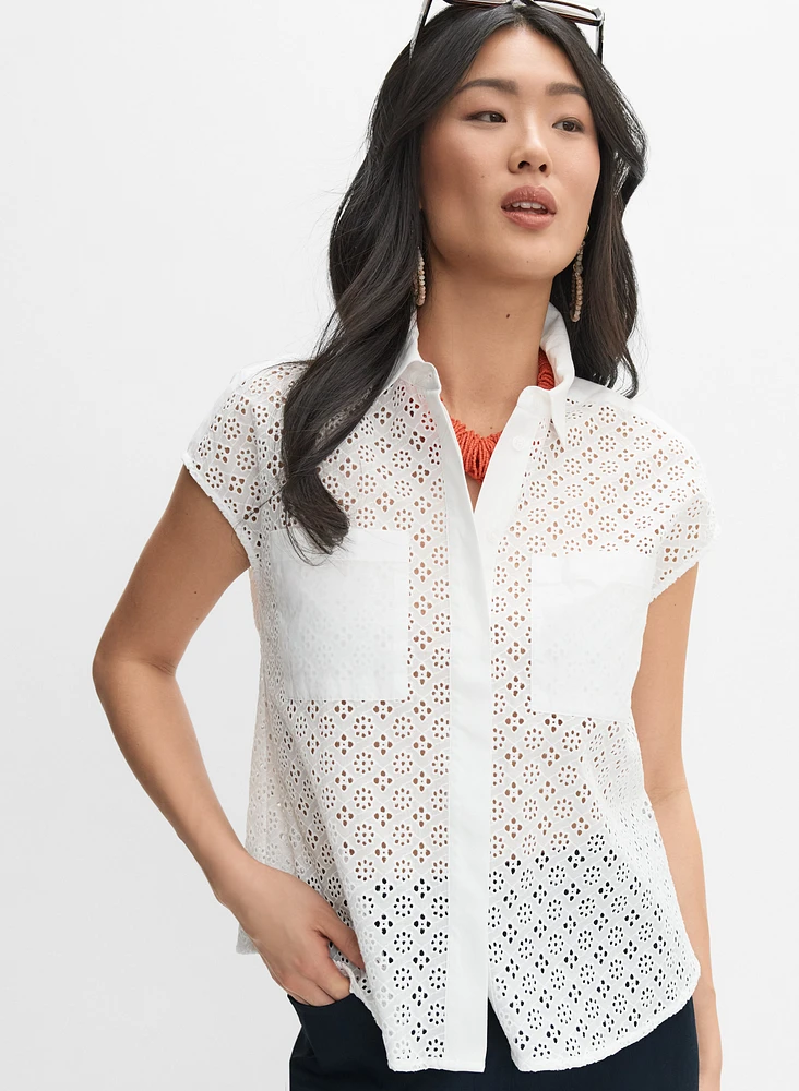 Blouse à détails brodés