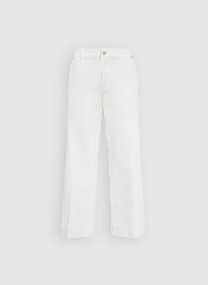 Patch Pocket Wide-Leg Jeans