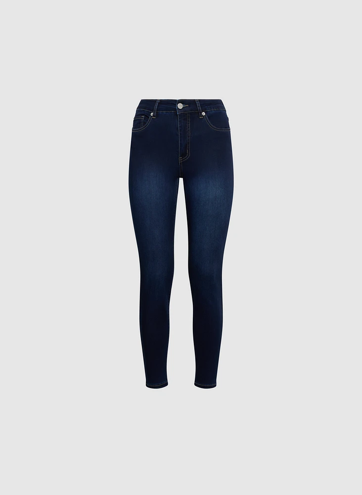 Jean à jambe étroite en denim doux