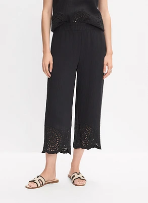 Floral Embroidered Capris