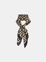 Two-Tone Geometric Scarf