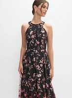 Robe à broderies florales