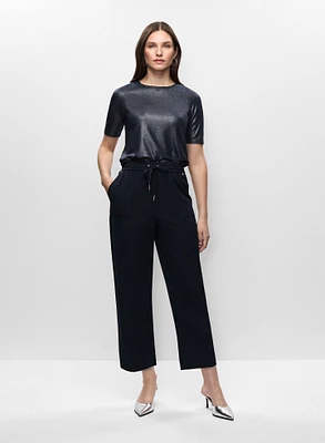 T-shirt satiné ras-du-cou et capris à taille élastique