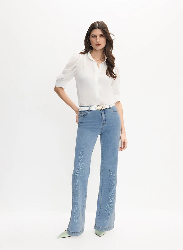 Jean à jambe évasée broderie florale