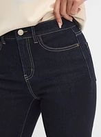 Jean à jambe étroite