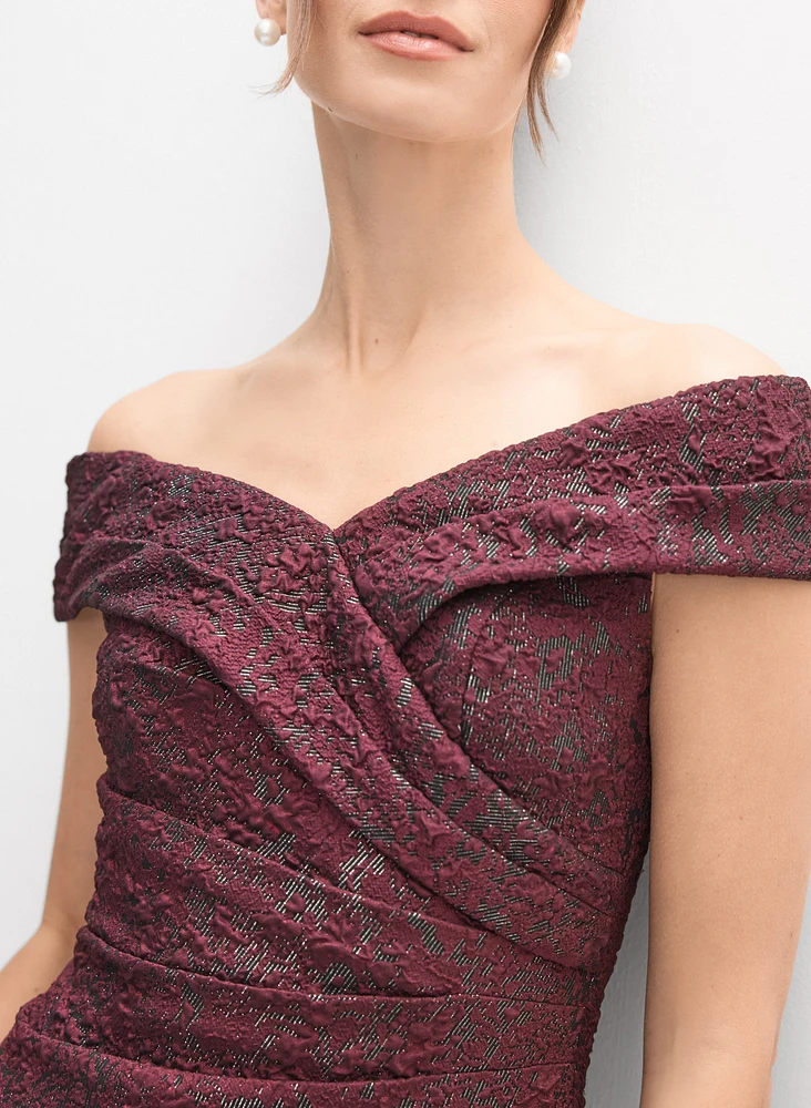 Robe métallique en jacquard