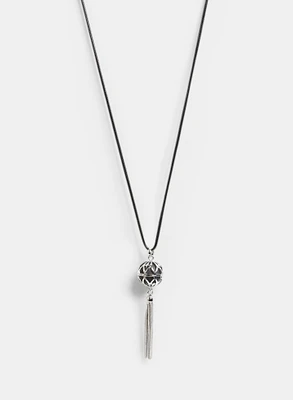 Collier à pendentif boule et pampille