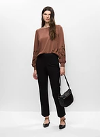 Haut à applique et pantalon Amber