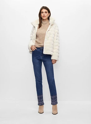 Pull à maille torsadée et manteau court