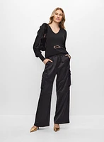 Pull péplum à boucle et pantalon cargo