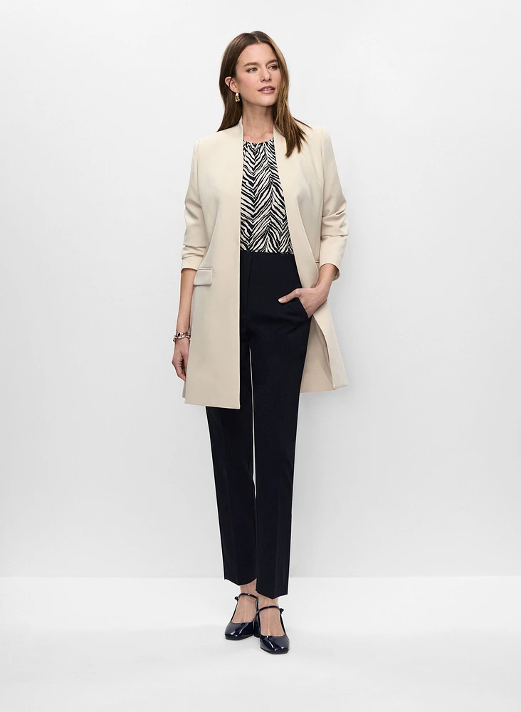 Veste redingote et pantalon jambe étroite