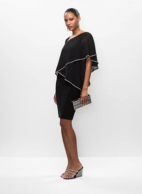 Robe en chiffon à bordure de pierres et boucles d'oreilles torsadées