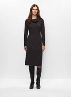 Robe perlée et anneaux deux tons