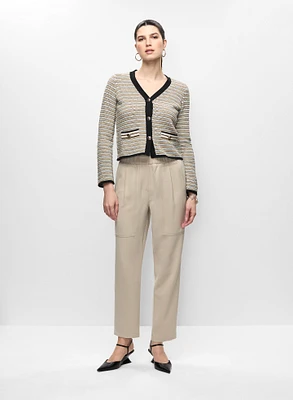 Cardigan en tweed et débardeur en tricot