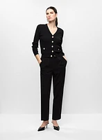 Cardigan à boutons dorés et pantalon droit