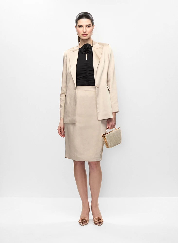 Veste en satin et jupe crayon satinée