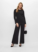 Pull à boutons décoratifs et pantalon à ourlet en dentelle