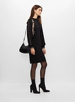 Robe à détails de clous au manches
