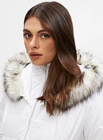 Manteau matelassé à capuchon
