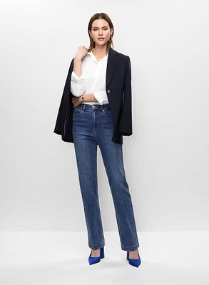 Veste mi-longue et jean semi-évasé