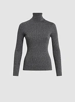 Pull à col roulé et tricot côtelé