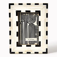Black and White Striped Border 4x6 Frame
