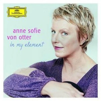 Anne Otter Sofie - In My Element